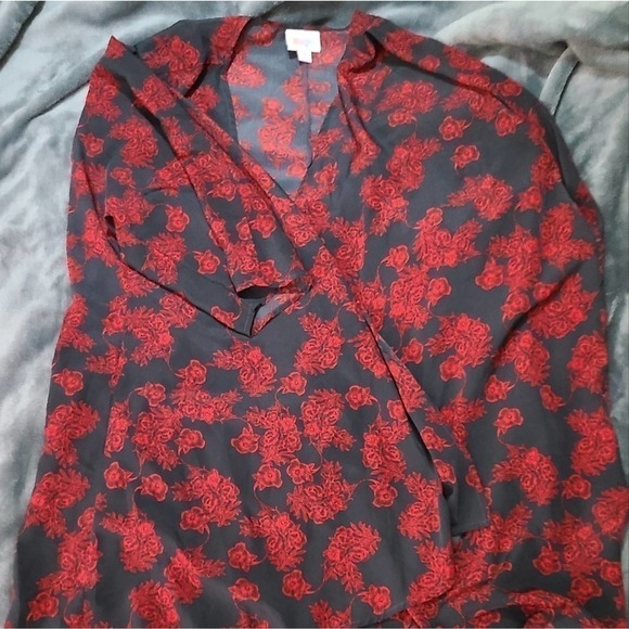 Lularoe Lindsay Kimono sz M - Picture 1 of 3